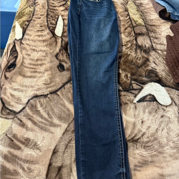 Embellished Blue Jeans - Picture 3 of 5